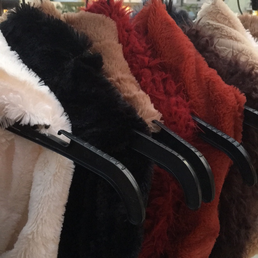 Sherpa Taupe Soft Warm Faux Fur Infinity Scarf - Picture 5 of 5